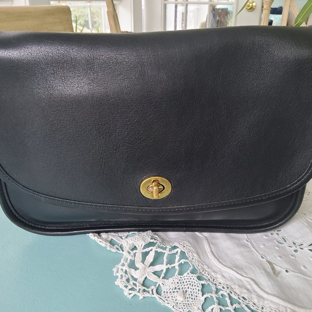 Vintage Coach Black City Handbag